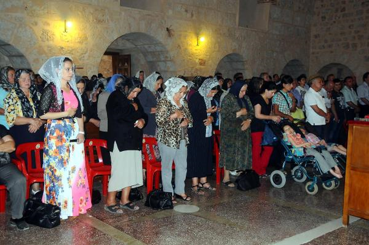 Süryaniler Mor Gabriel\'i Törenlerle Andı