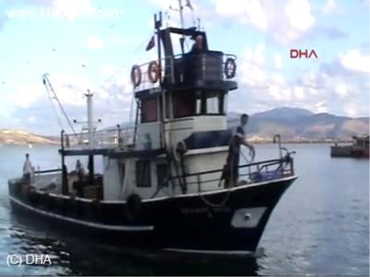 Bandırma\'da Balık Sezonu Kurban Kesilerek Açıldı
