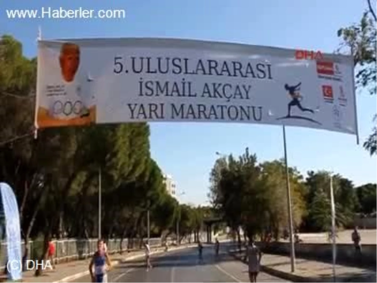 İsmail Akçay Uluslararası Yarı Maratonu\'nda Moses ve Bahar Zirvede