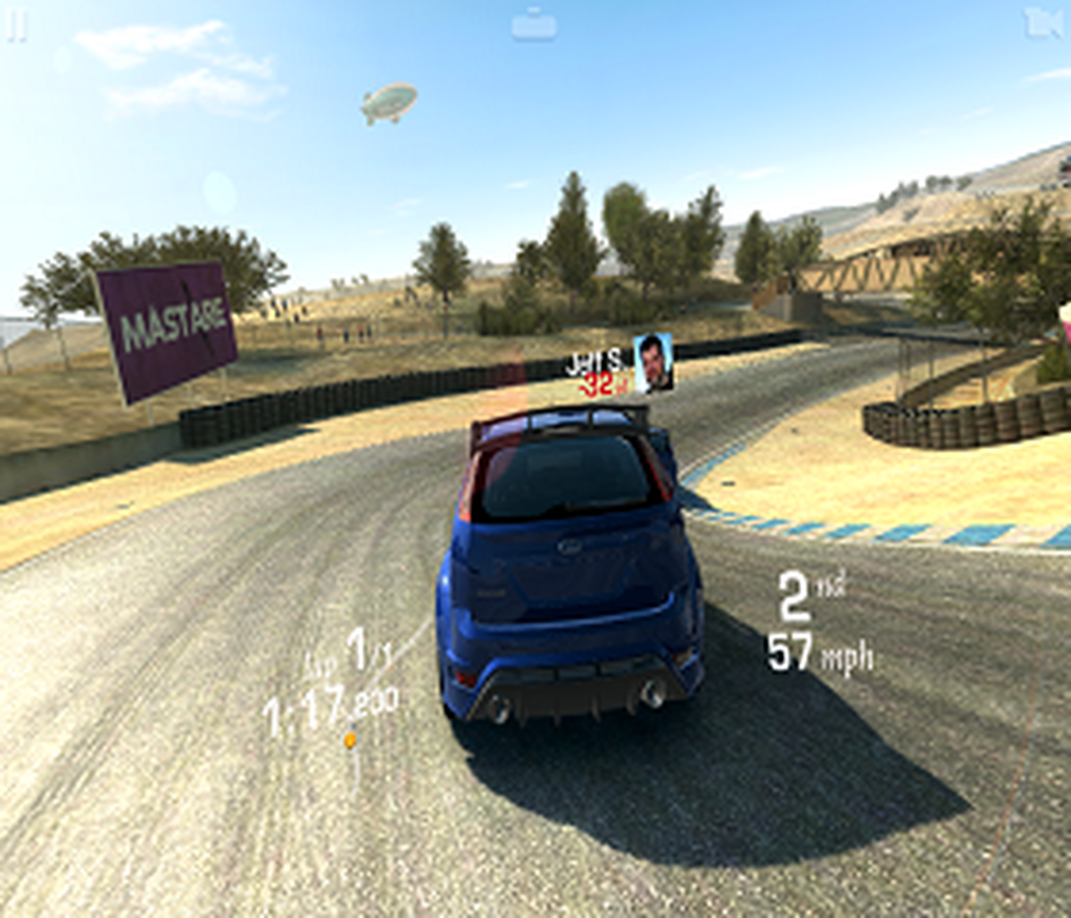 Real Racing 3, Blackberry 10′lara Geldi