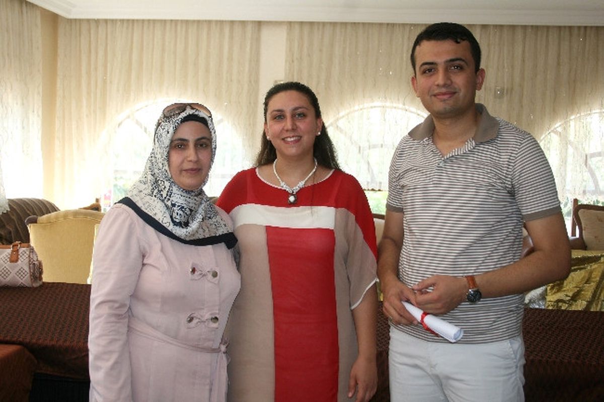 Bayan Kursiyerlere Sertifika