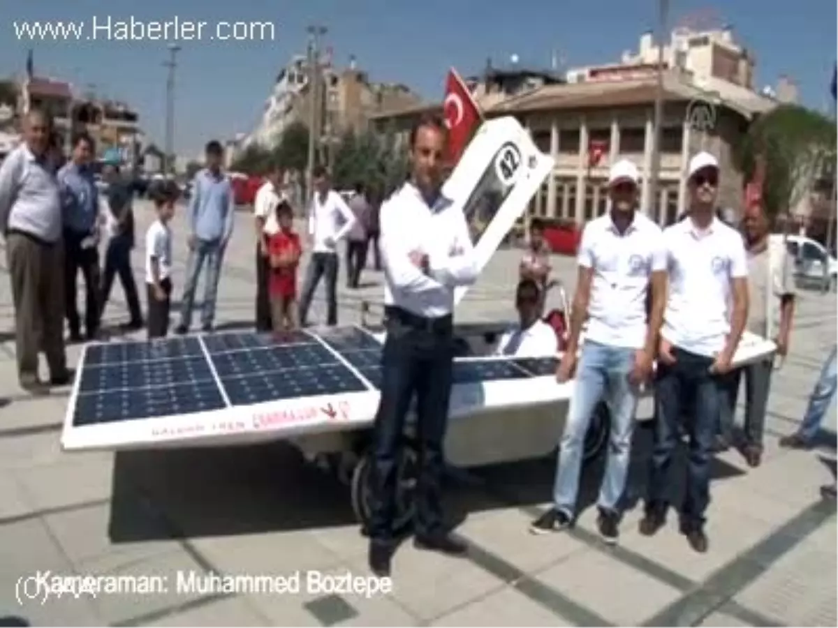 Güneş arabası "Kara Tay" trafiğe çıktı