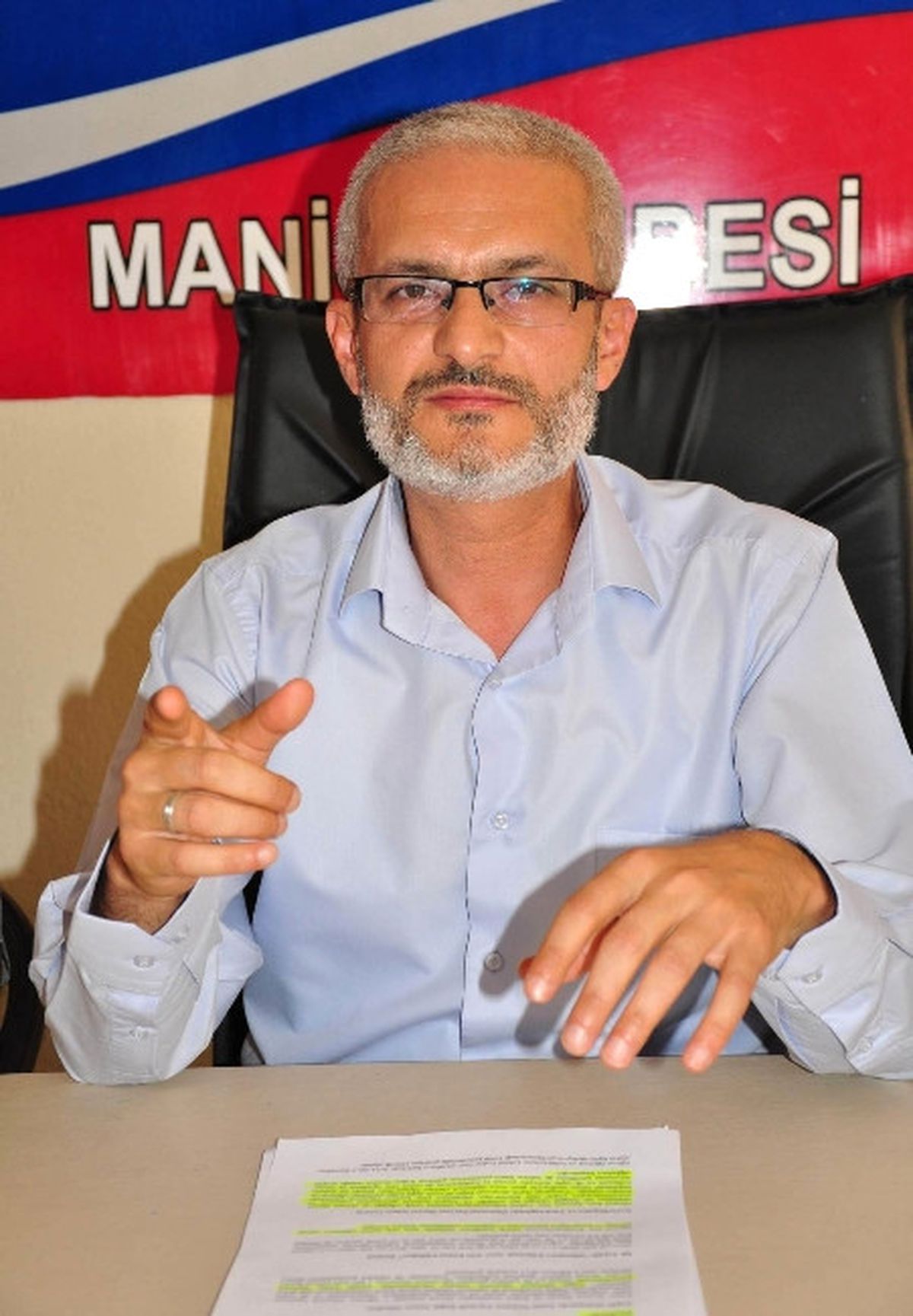 Manisa\'da Serbest Kıyafet Eylemi Devam Ediyor