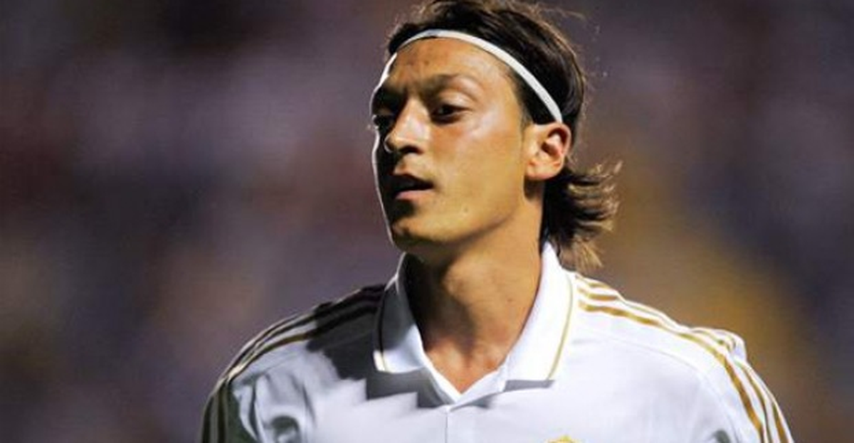 "Mesut Özil Her An Arsenal\'a İmza Atabilir"