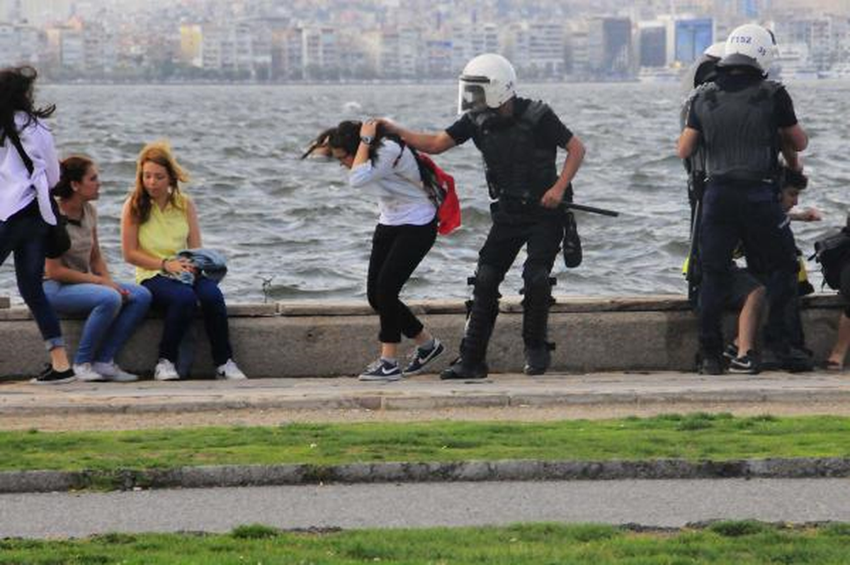 Müfettişler, Saç Çeken O Polislere Ceza İstedi