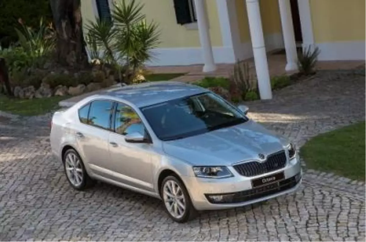 Skoda Octavia\'ya Test Magazine\'den En İyi Otomobil Ödülü