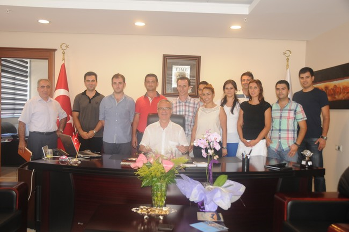 Sözleşmeli Personelden Bandırma Belediyesi\'ne Teşekkür Ziyareti