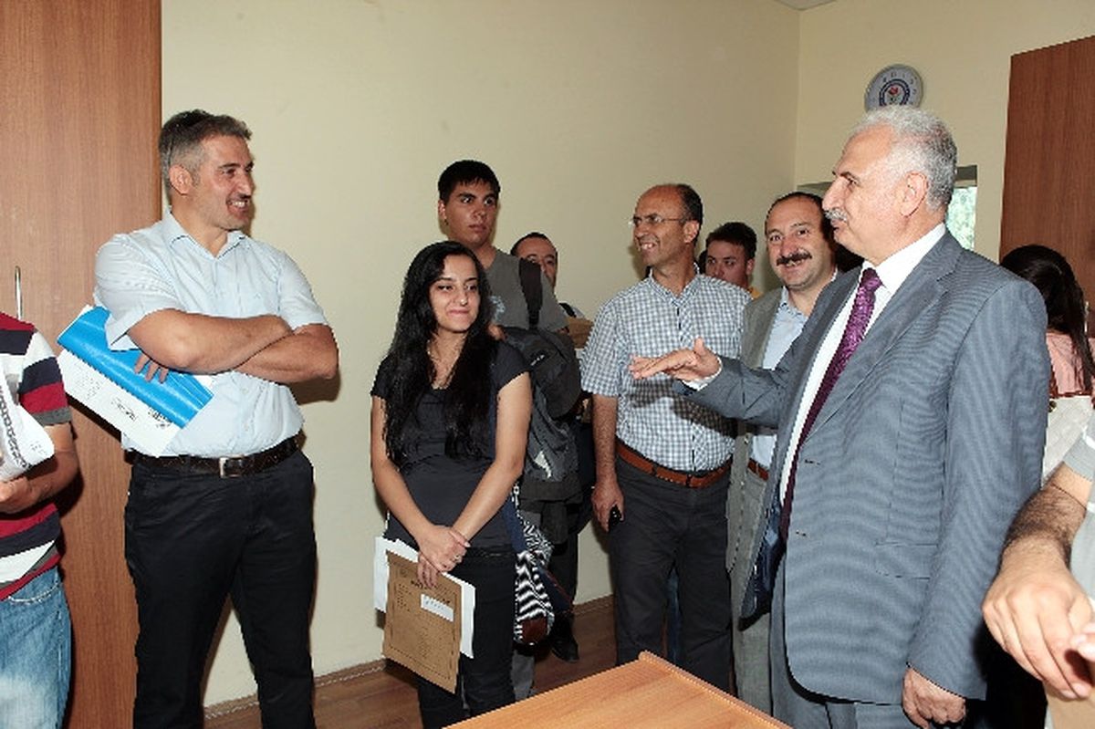 Atatürk Üniversitesi\'ne 12 Bin Yeni Kayıt…