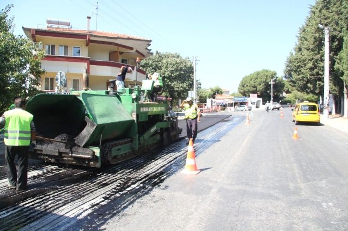 Burhaniye\'de Başkan Akova\'ya Yazlıkçı Teşekkürü