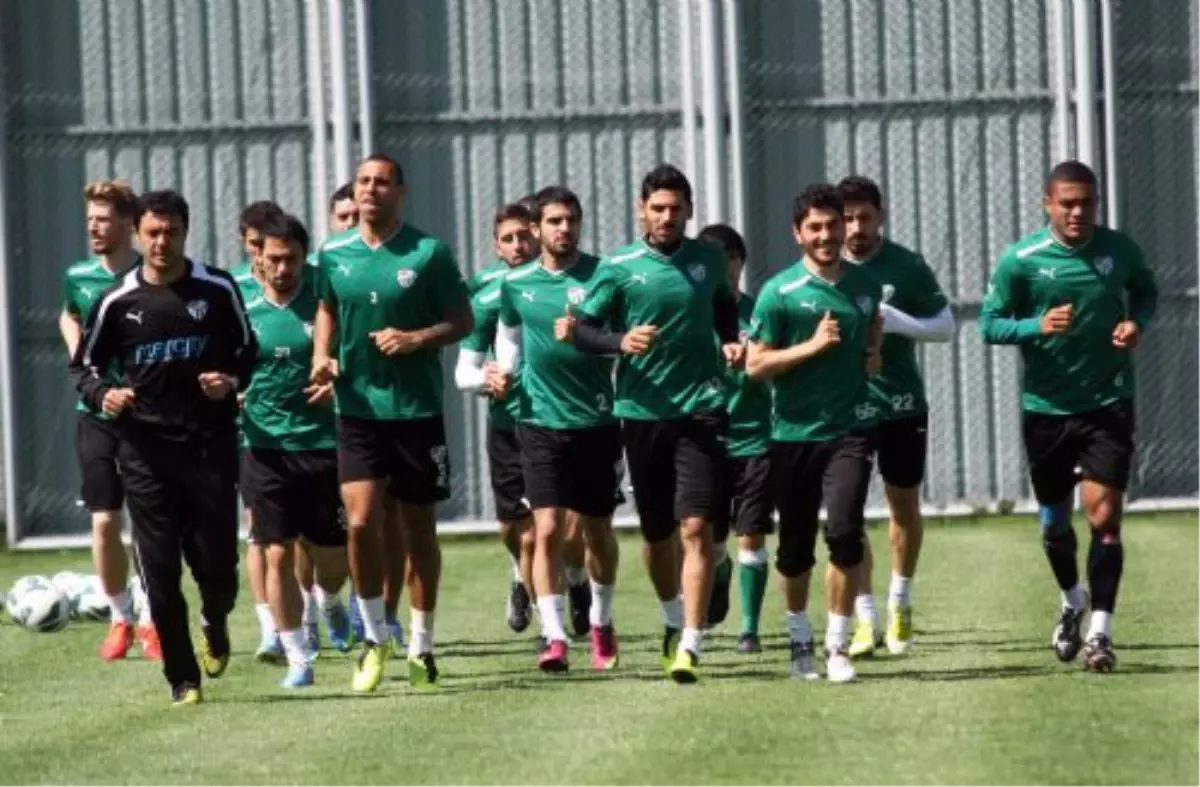 Bursaspor\'da Beşiktaş Maçı Hazırlıkları