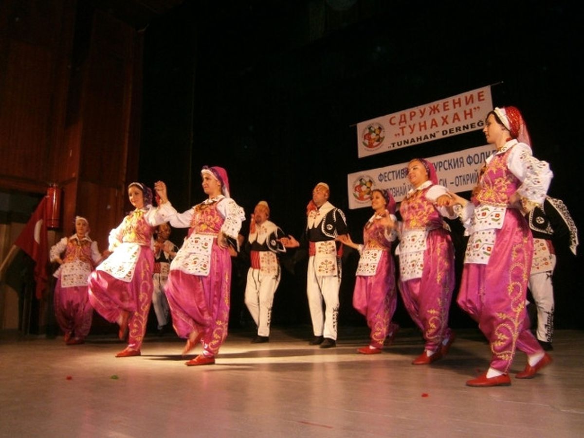 Çorlu Belediyesinden Dulovo 1. Türk Kültür Festivaline Destek