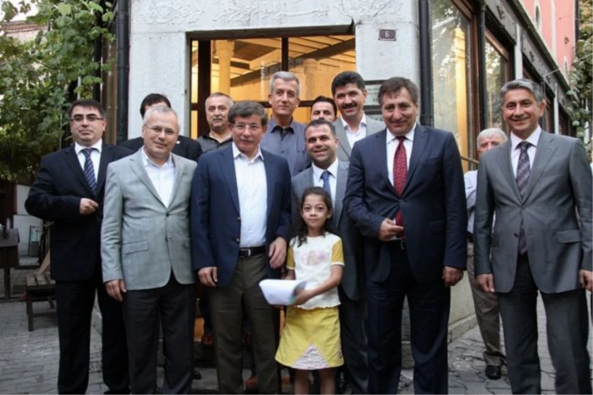 Dışişleri Bakanı Davutoğlu Safranbolu\'dan Memnun Ayrıldı