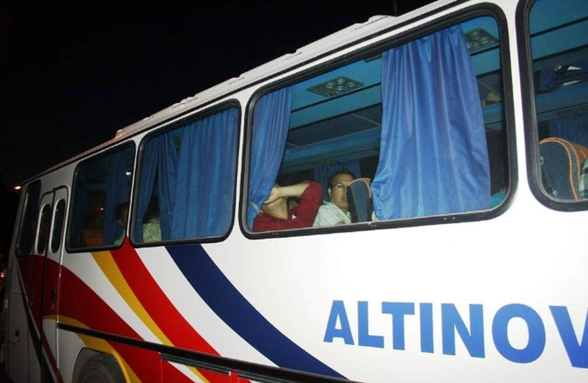 Egede Yunanlının Ölüme Terk Ettiği 43 Kaçak Göçmeni Ayvalık Sahil Güvenliği Kurtardı