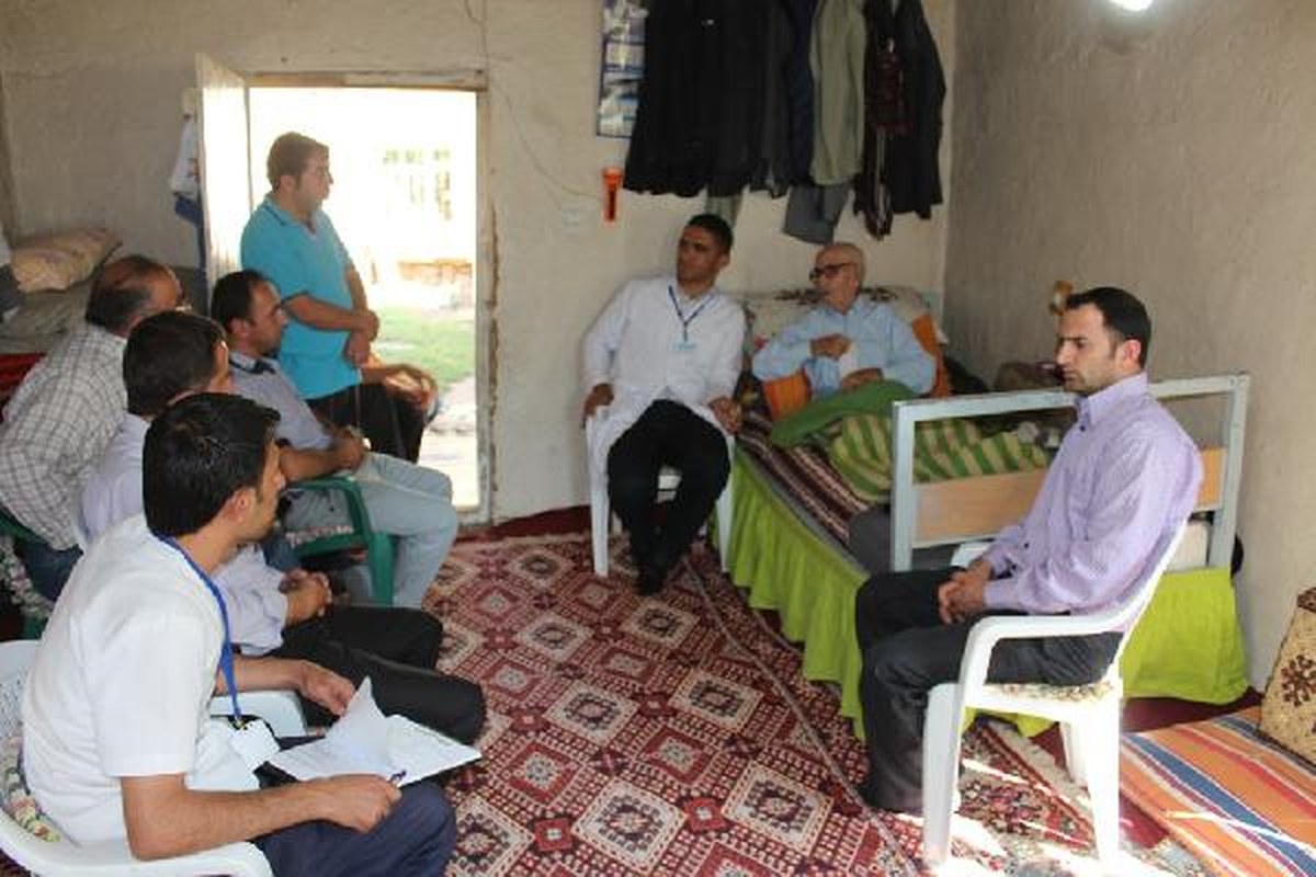 Taburcu Ettikleri Hastaları Evlerinde Ziyaret Ediyorlar