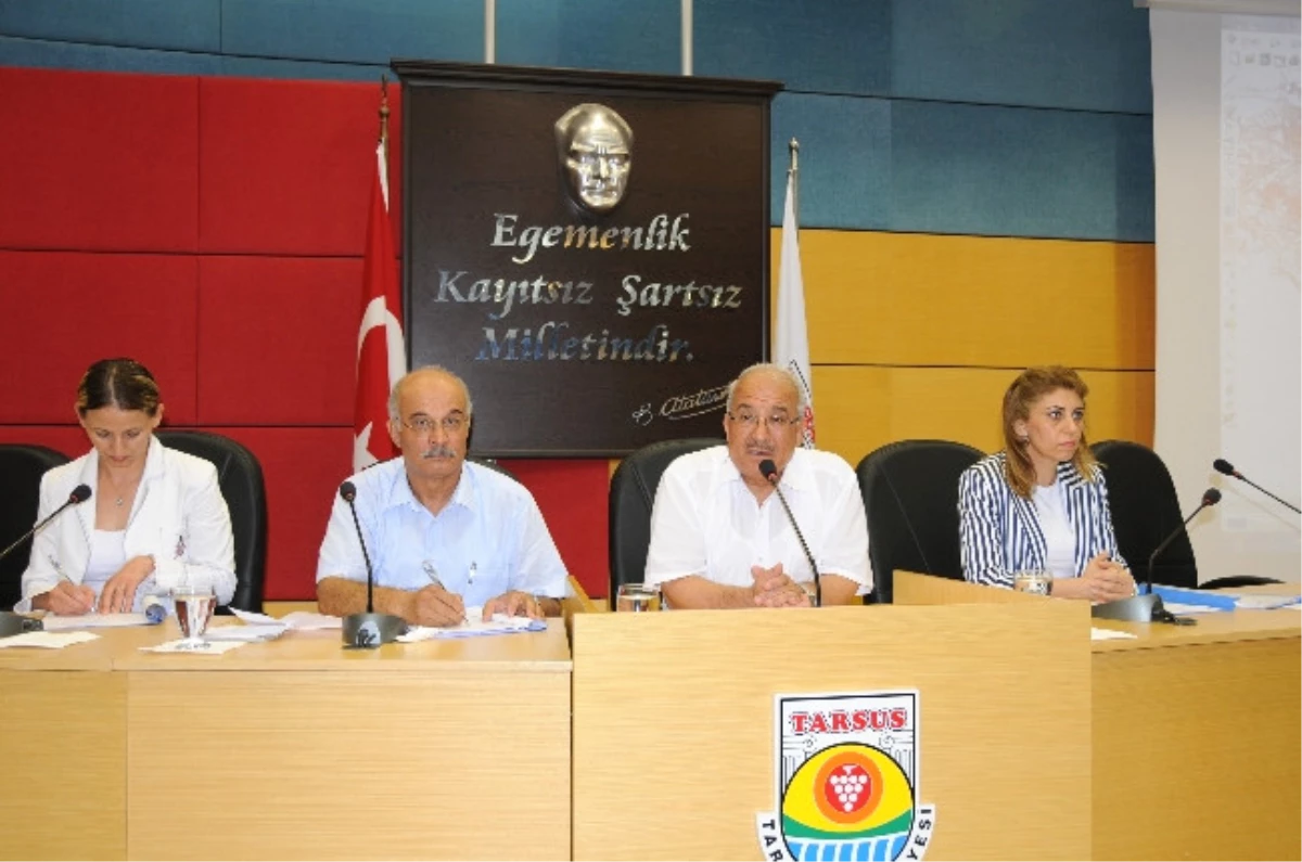 Tarsus Belediyesi, Üniversite Kazanan Öğrencilere İlk İçin Eğitim Yardımında Bulunacak