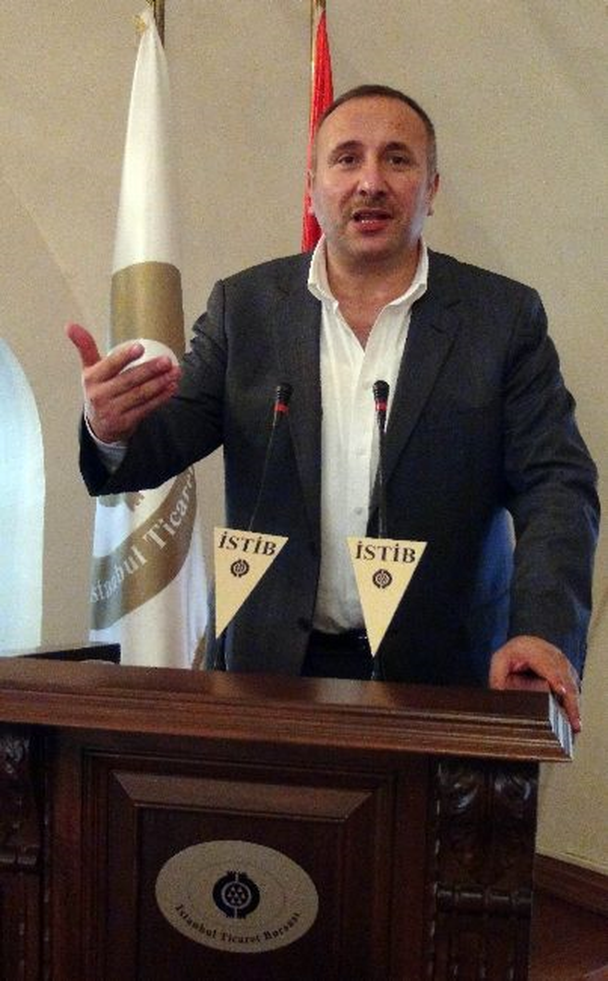 "Tl Değer Kaybediyor Diye Telaşa Kapılmak, Ekonomiyi Doğru Okuyamamaktır"