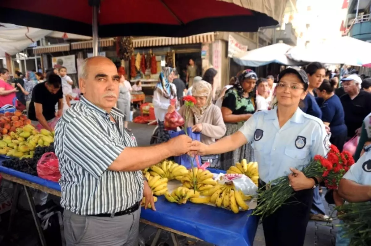 Zabıtalar, Zabıta Haftasını Esnafla Kutladı