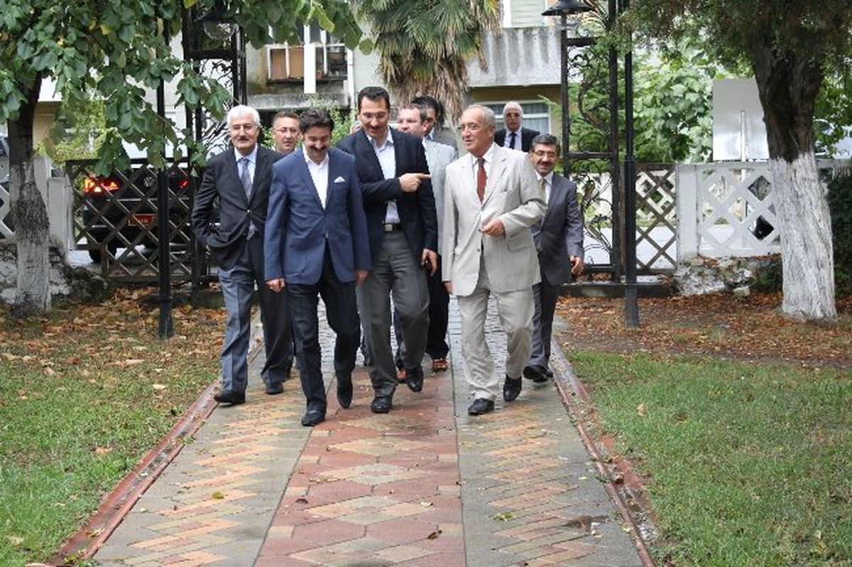 AK Parti Milletvekilleri Tüvasaş\'ı Ziyaret Etti