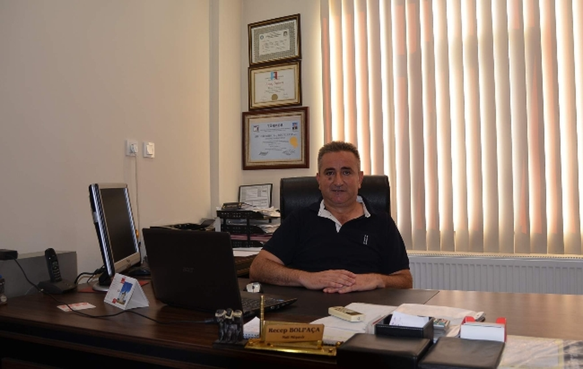 AK Parti\'nin İlk Başkan Aday Adayı Bolpaça