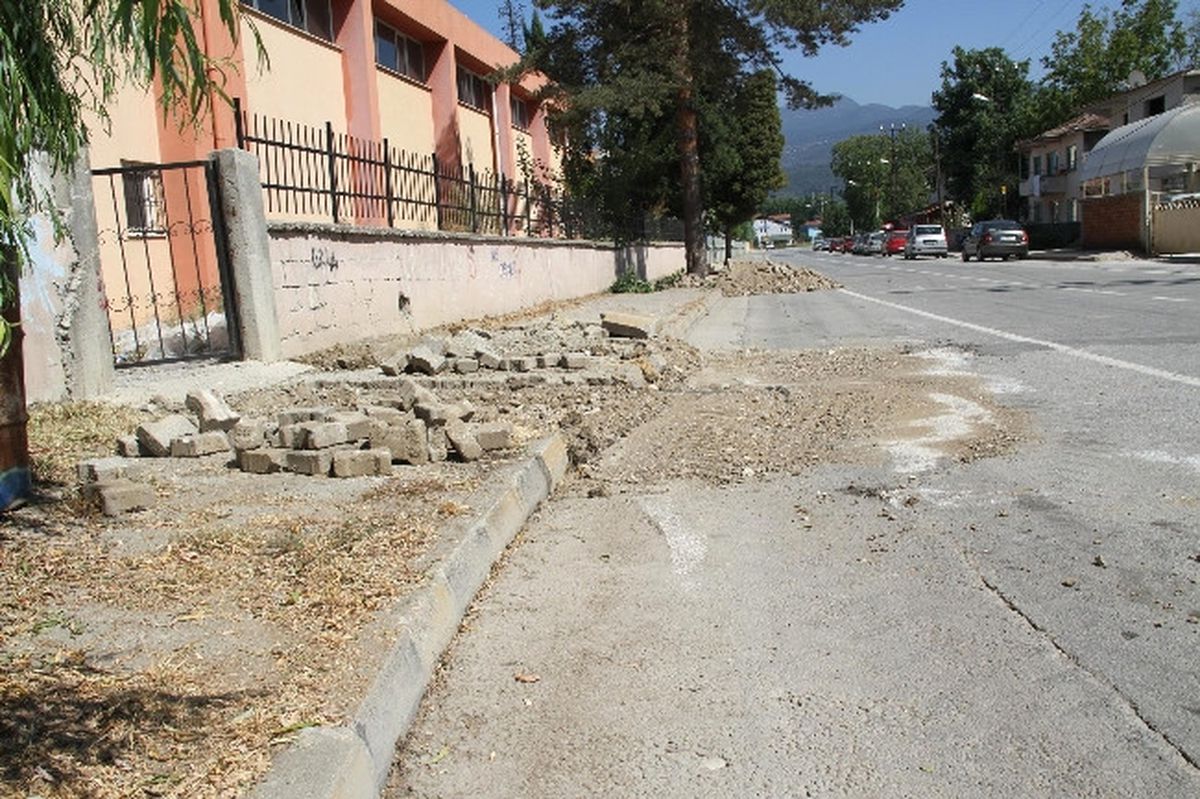 Akyazı\'da Hummalı Çalışma