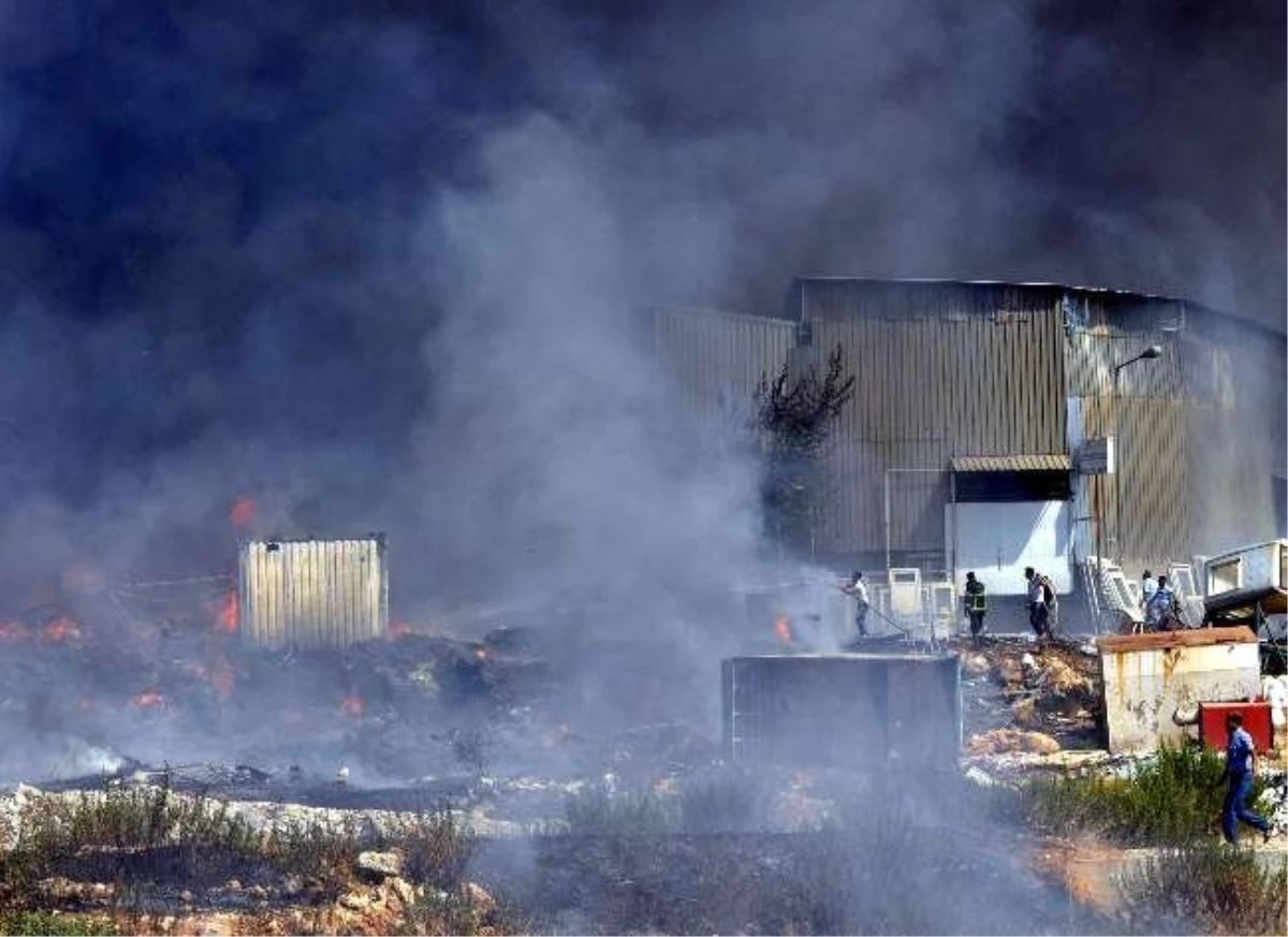 Antalya\'daki Hurdacılar Sitesi\'ndeki Yangın