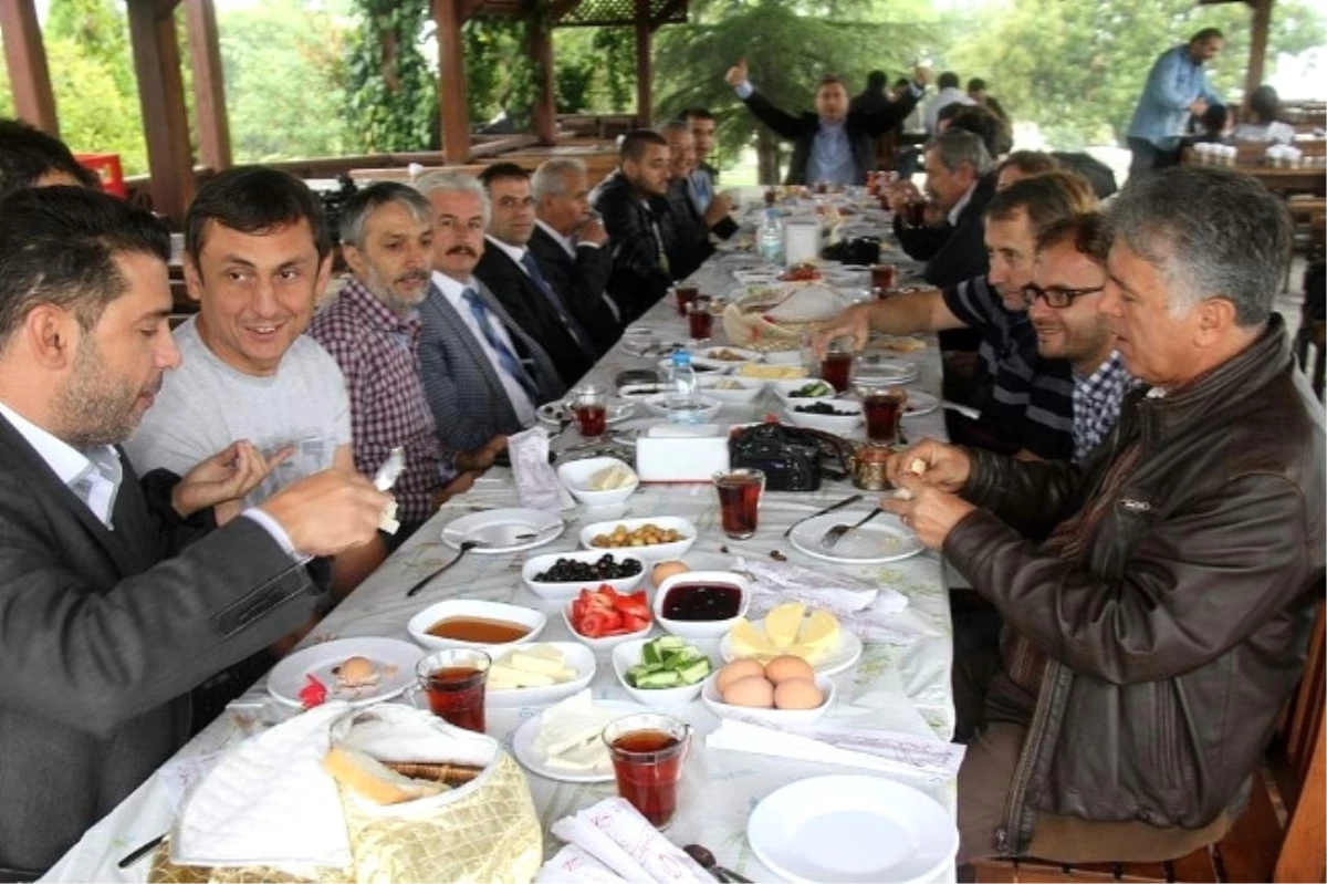 Başkan Aksoy, Gazetecilerle Buluştu
