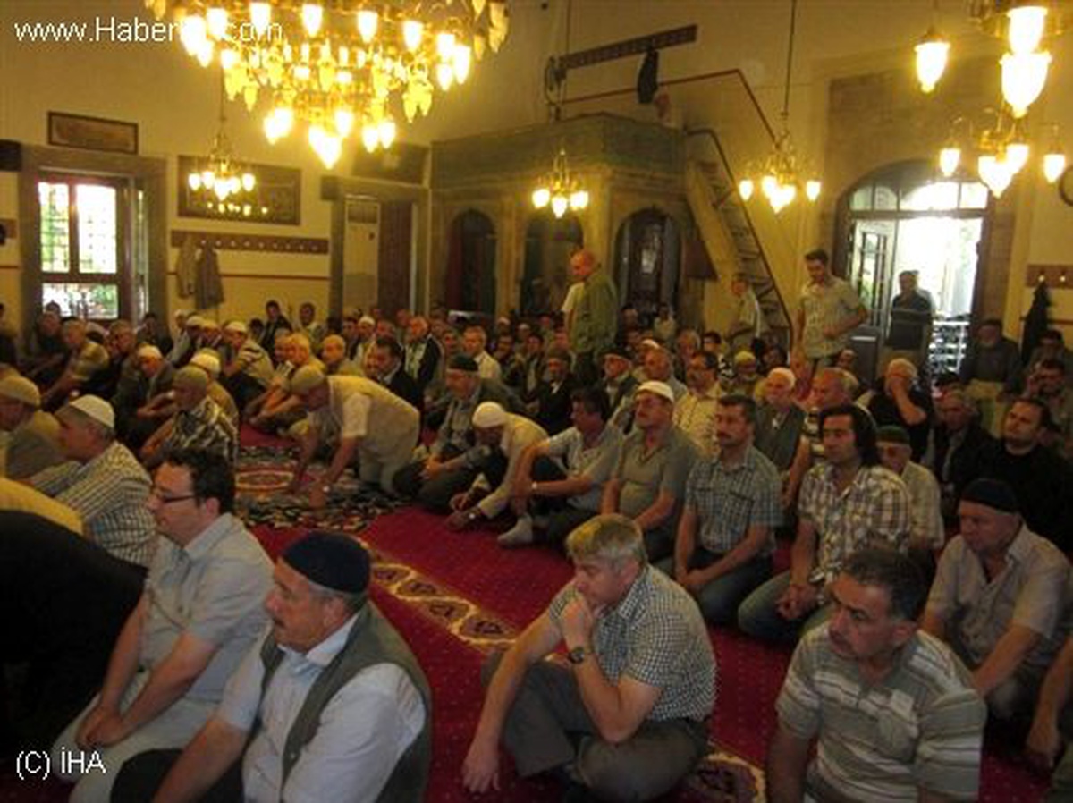 Bozüyük\'te Şehitlerin Ruhuna Mevlit Okundu