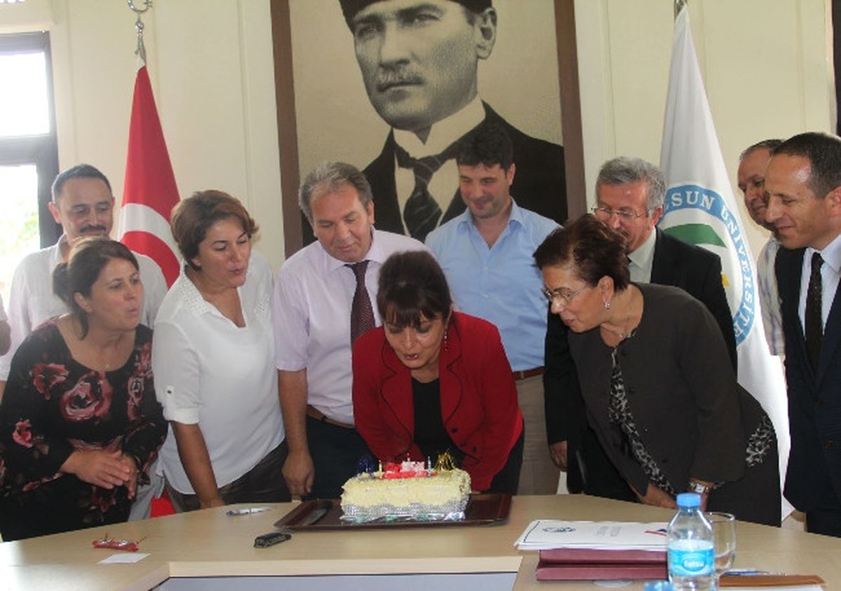 Giresun Üniversitesi Rektörü Prof. Dr. Attar, 2013-2014 Akademik Yılı Açılışını Değerlendirdi