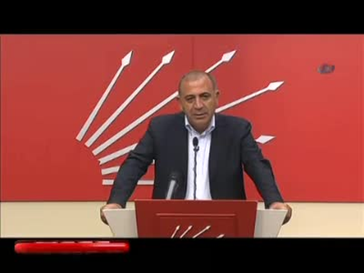 Gürsel Tekin, \'Biz Hiçbir Dönem Darbeden Beslenmiş Değiliz\'
