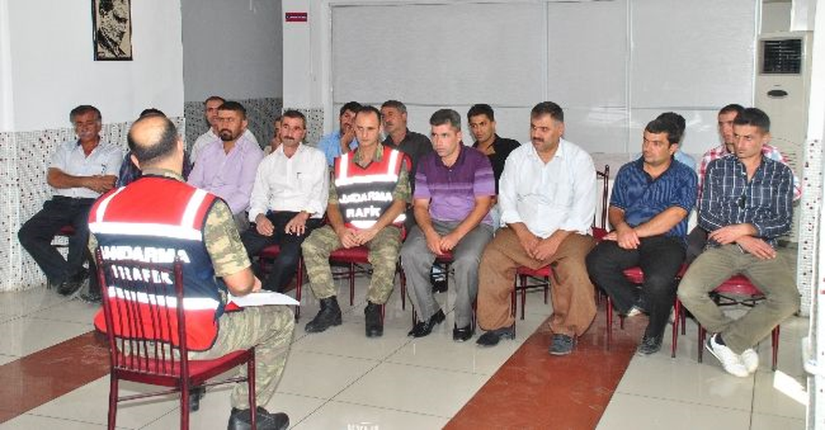 Jandarmadan Okul Servisi Şoförlerine Eğitim