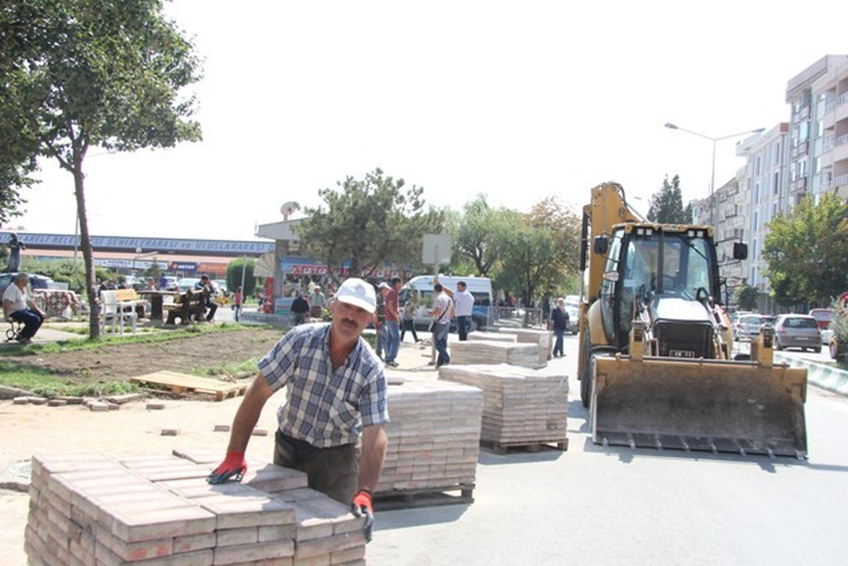 Kırklareli\'de Yol Düzenleme Çalışmaları