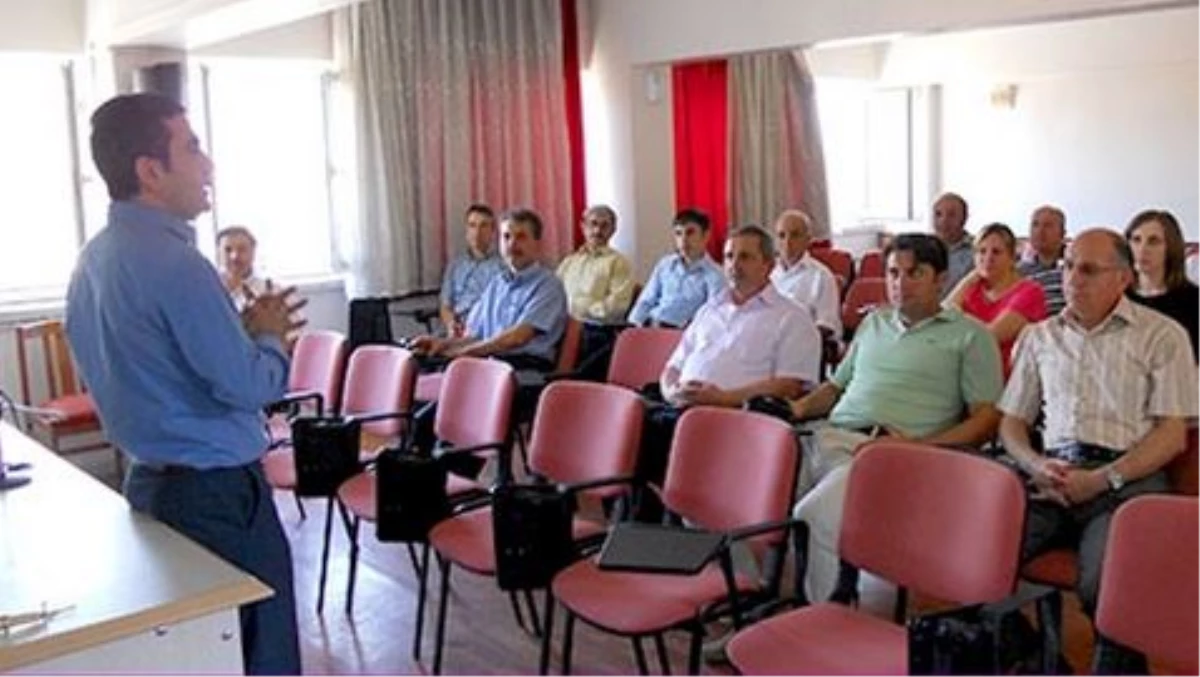 Osmancık\'ta "Engelli ve Yaşlılarla Etkili İletişim" Eğitimi