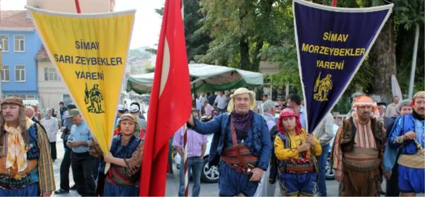 Simav\'da Festival Tadında Kurtuluş Kutlaması