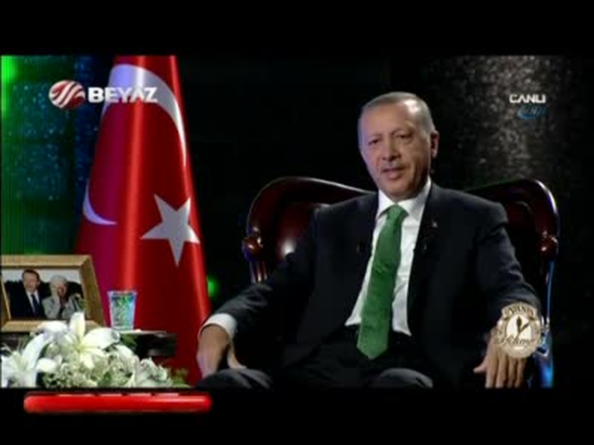Türkiye, Başbakan Erdoğan\'ı Anlatıyor