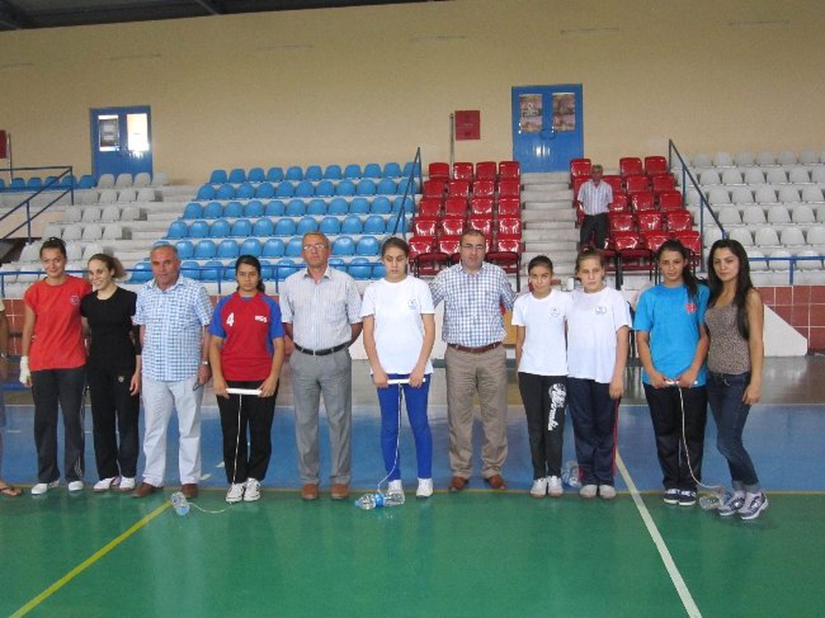 Ünlüerden Goalball Milli Takımına Ziyaret