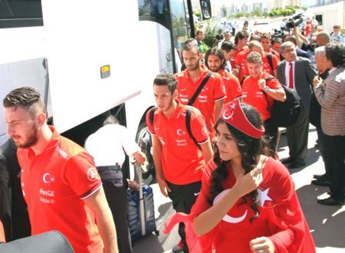 A Milli Futbol Takımı Kayseri\'de