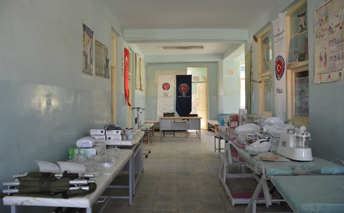 Afganistan\'a Tıbbi Ekipman ve Malzeme Desteği Verildi