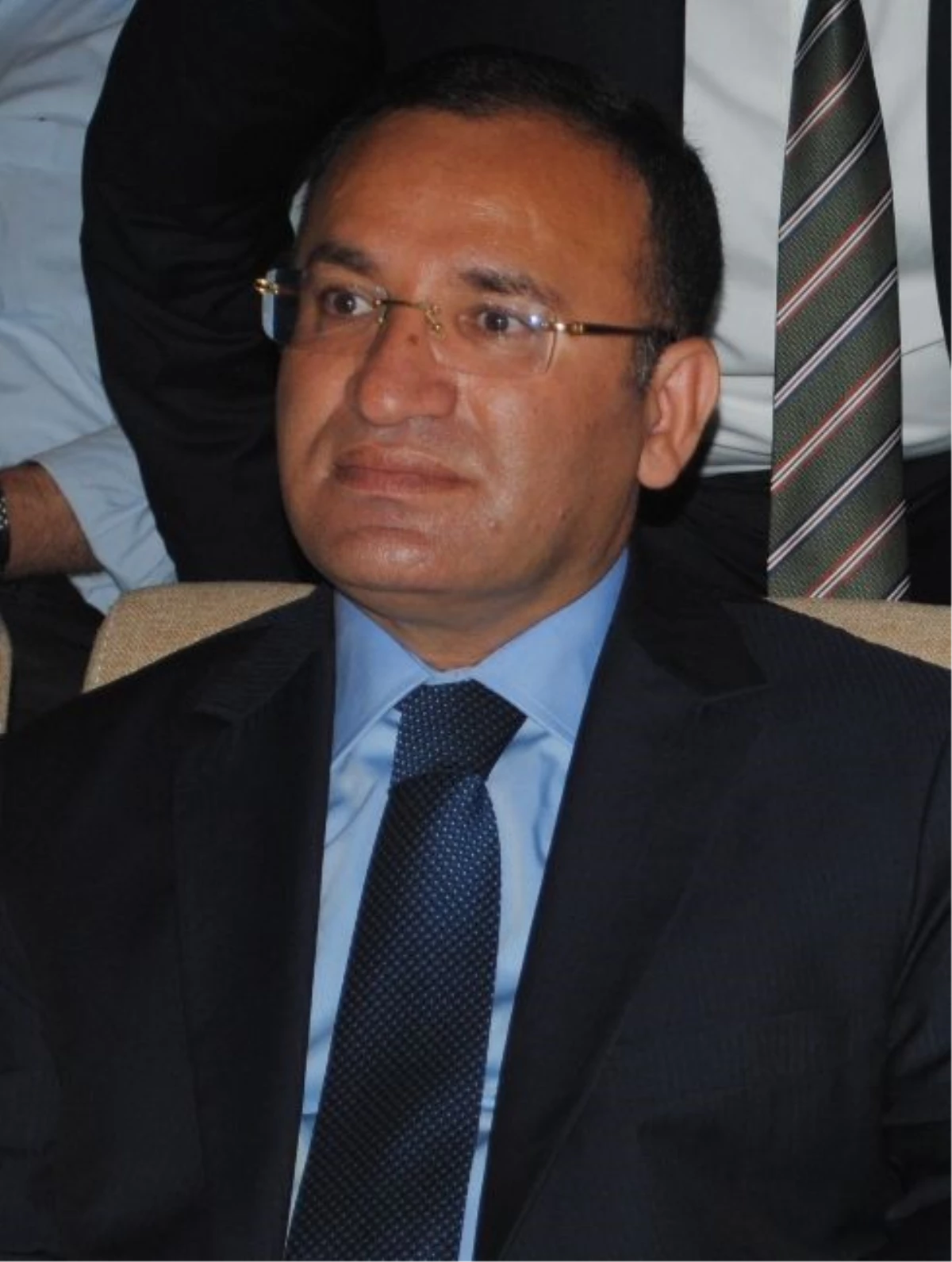 Alevilerden Bakan Bozdağ\'a \'Özür\' Ziyareti