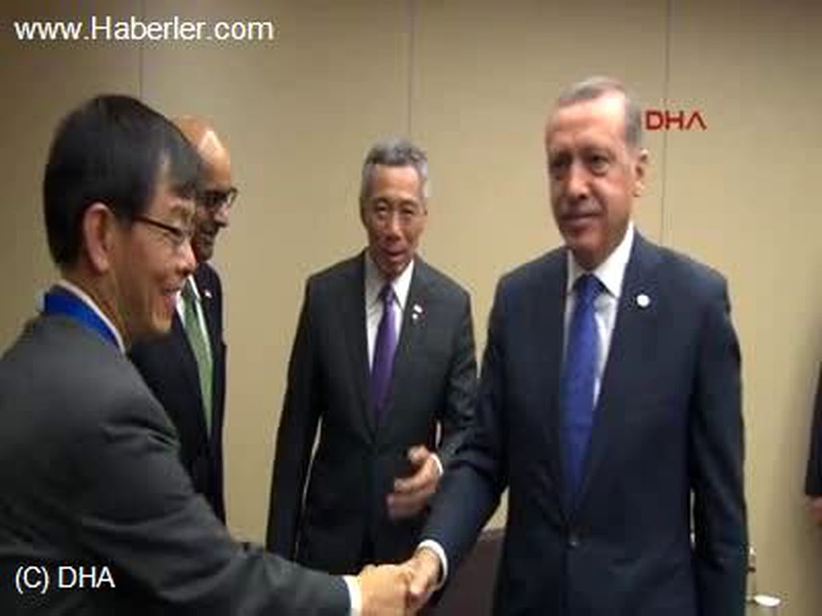 Başbakan Erdoğan, Singapur Başbakanı ile Görüştü