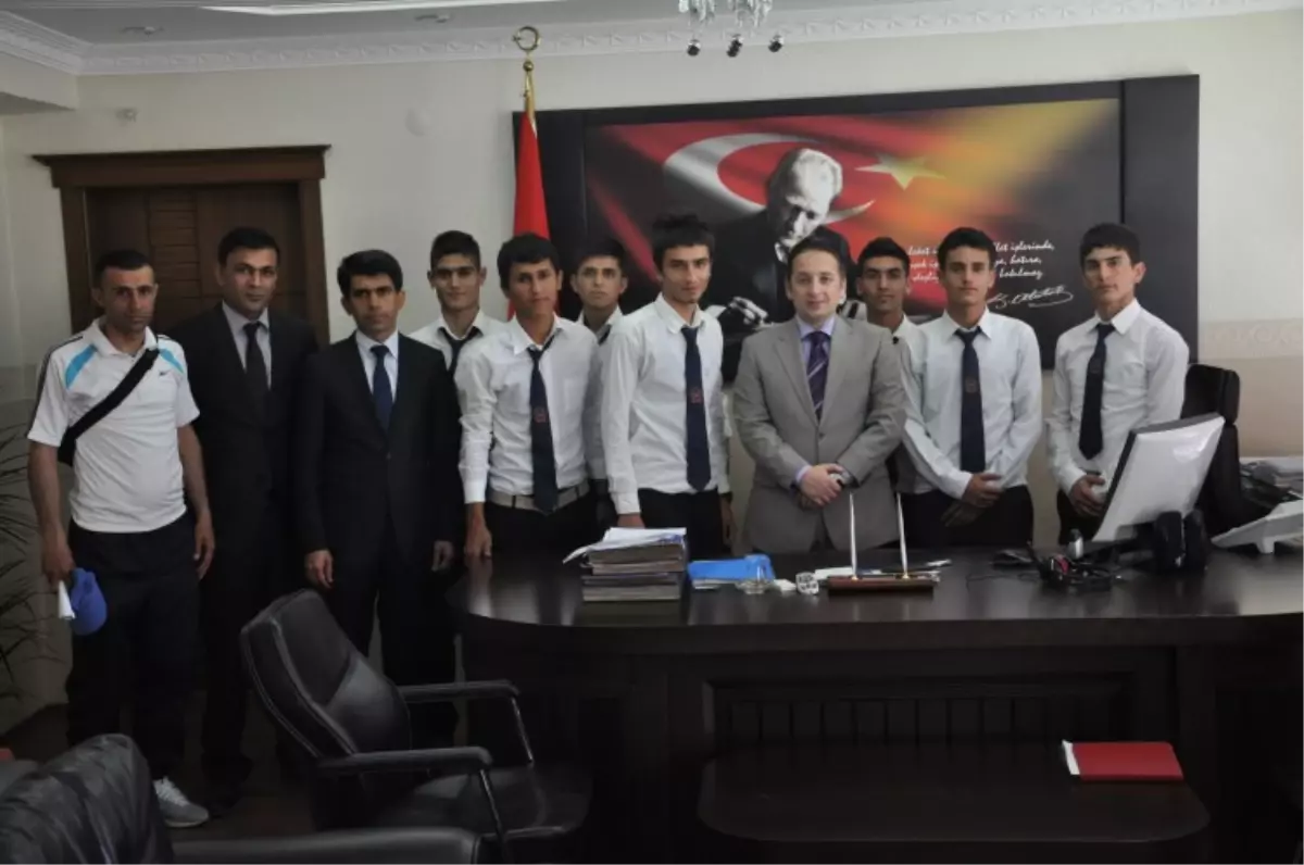 Futsal Turnuvası İl Birincisi Senan İdin Anadolu Lisesi Oldu