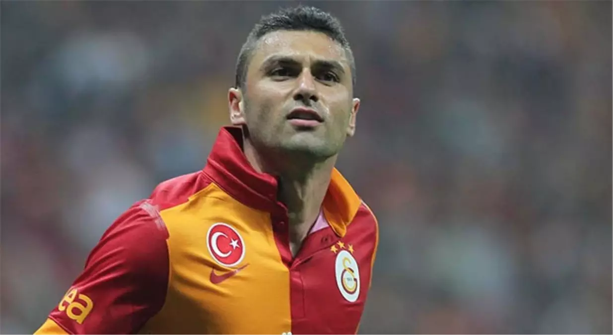 Galatasaray Burak Yılmaz\'a Takımda Kaldığı İçin Tebrik Etti