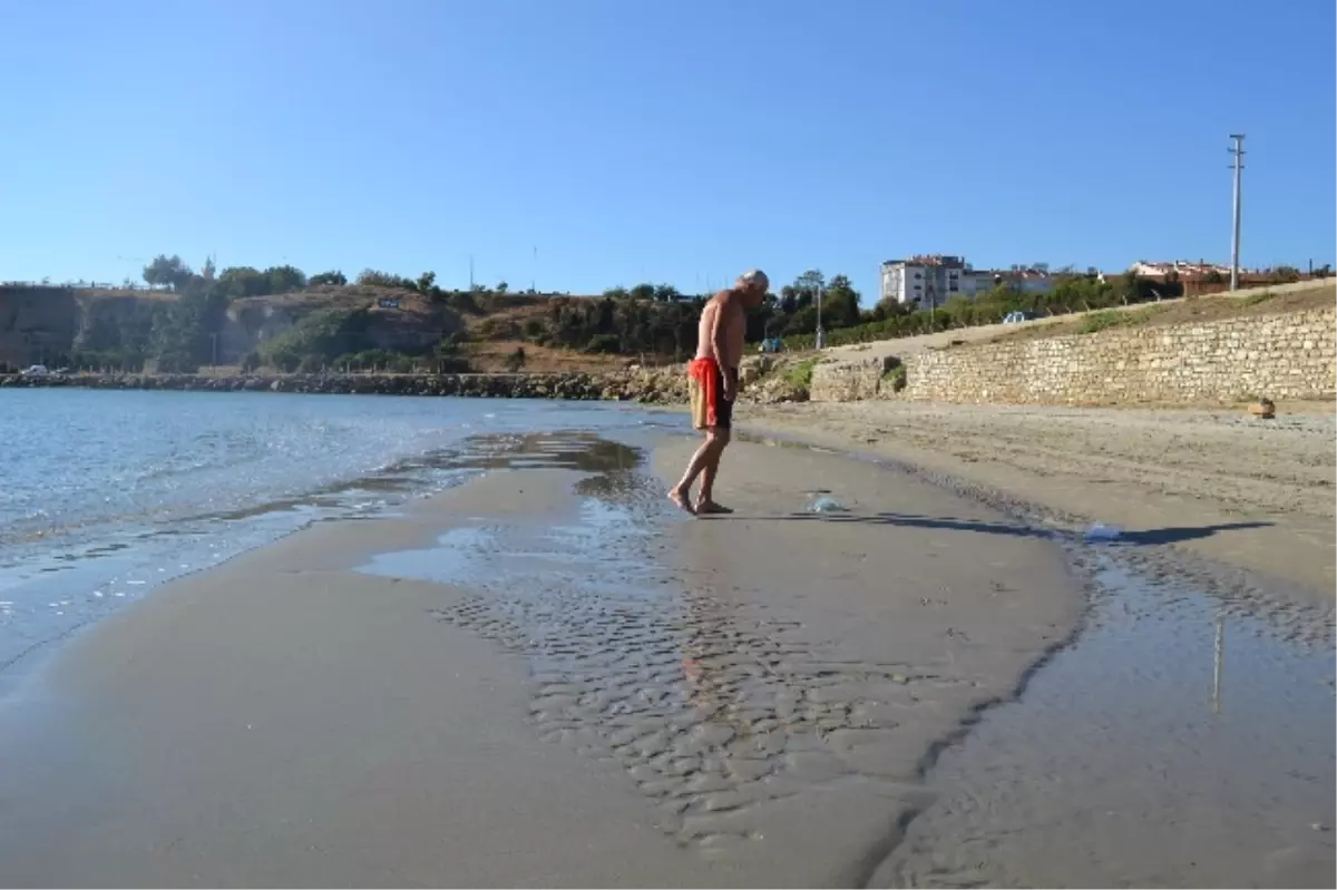 Gelibolu\'da Deniz 10 Metre Çekildi