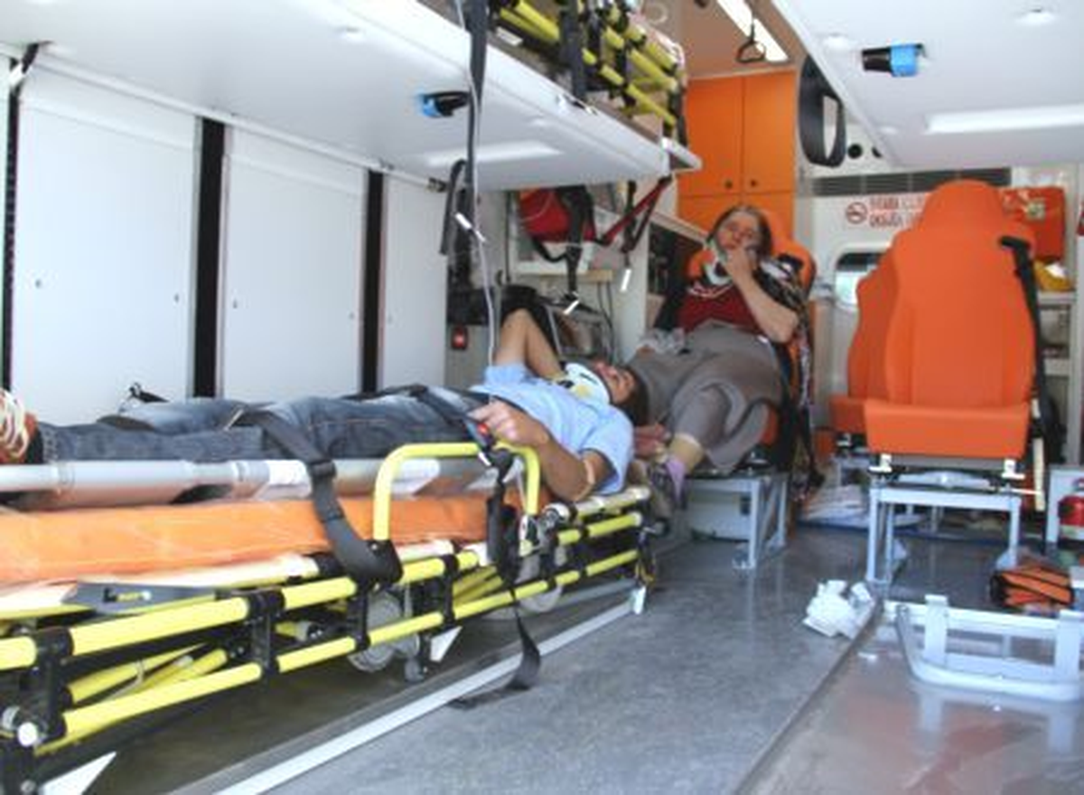Hekimhan\'da Trafik Kazası: 2 Ölü, 8 Yaralı
