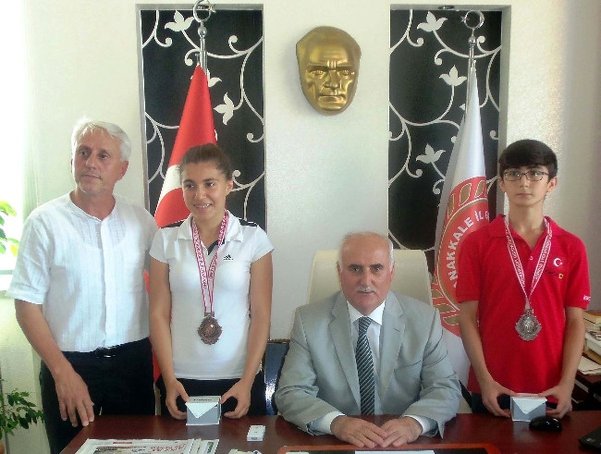İgm Başkanı Tekin\'den, Taekwondoculara Kutlama