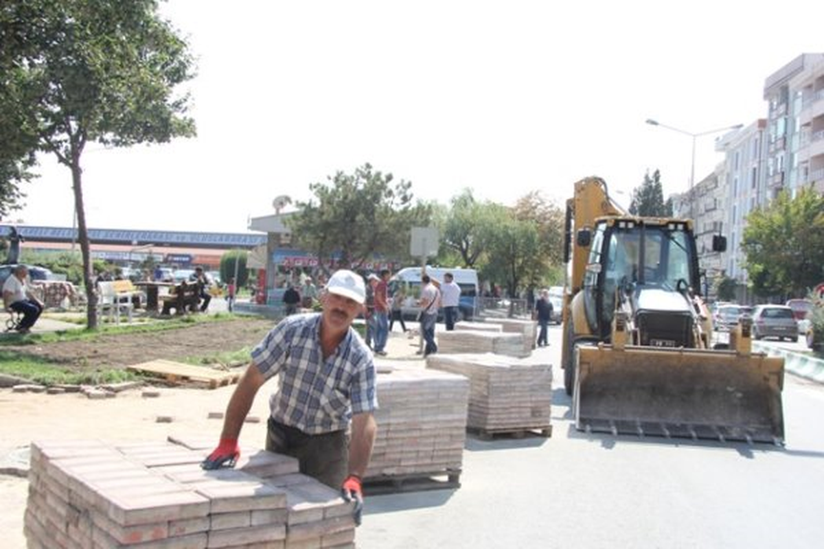 Karagöz Parkı Üzerinde Düzenleme Çalışması Yapılıyor
