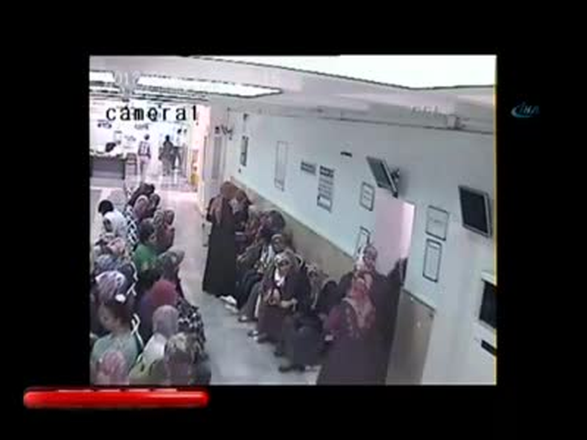 Karaman\'da Hastanede Bıçaklı Dehşet Kamerada