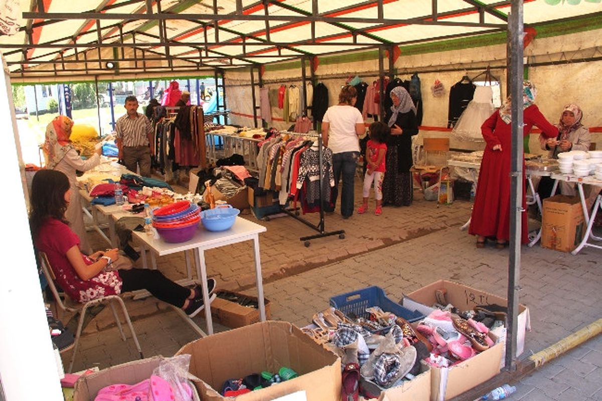 Pınarbaşı\'nda Öğrenciler Yararına Kermes