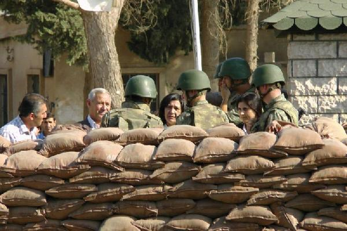 PYD Eş Başkanı Asya Abdullah, Sınırda Bekletiliyor