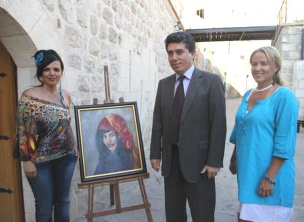 Ressam Toprak \'Portreler\' Adlı Resim Sergisini Mardin\'de Açtı