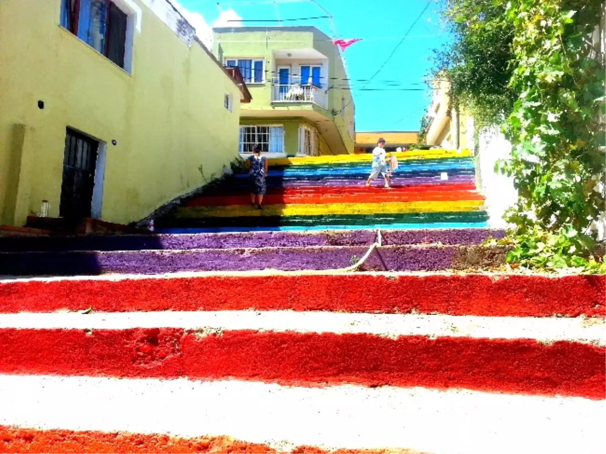 Selçuk İlçesi\'ne Renk Geldi